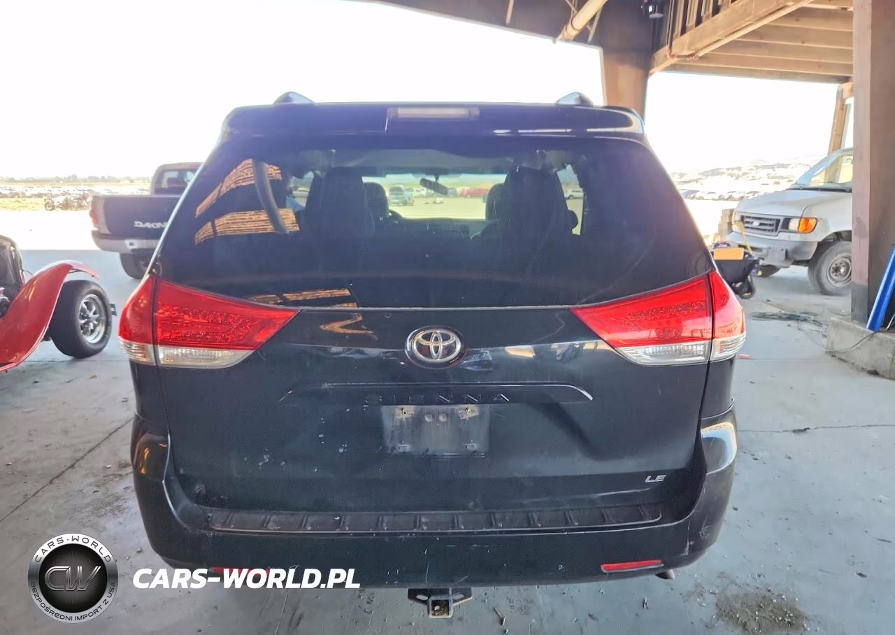 2012 Toyota Sienna Le VIN:5TDKK3DC0CS278469 - 6