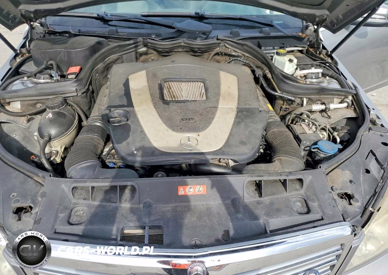 2010 Mercedes-Benz C300 VIN:WDDGF8BB6AR092342 - 11