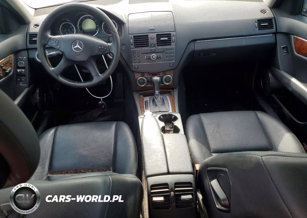 2010 Mercedes-Benz C300 VIN:WDDGF8BB6AR092342 - 8