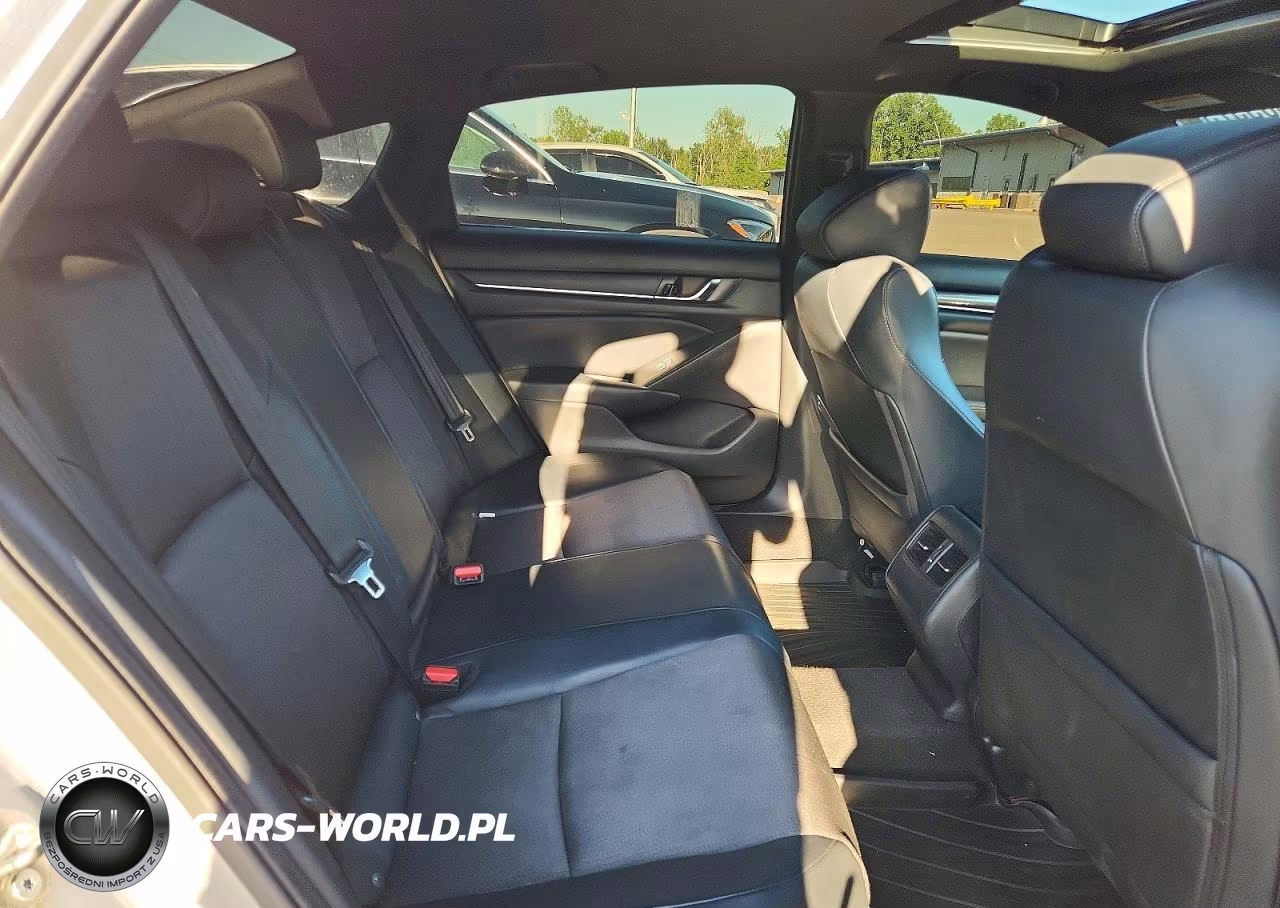 2018 Honda Accord Sport VIN:1HGCV2F37JA002966 - 10