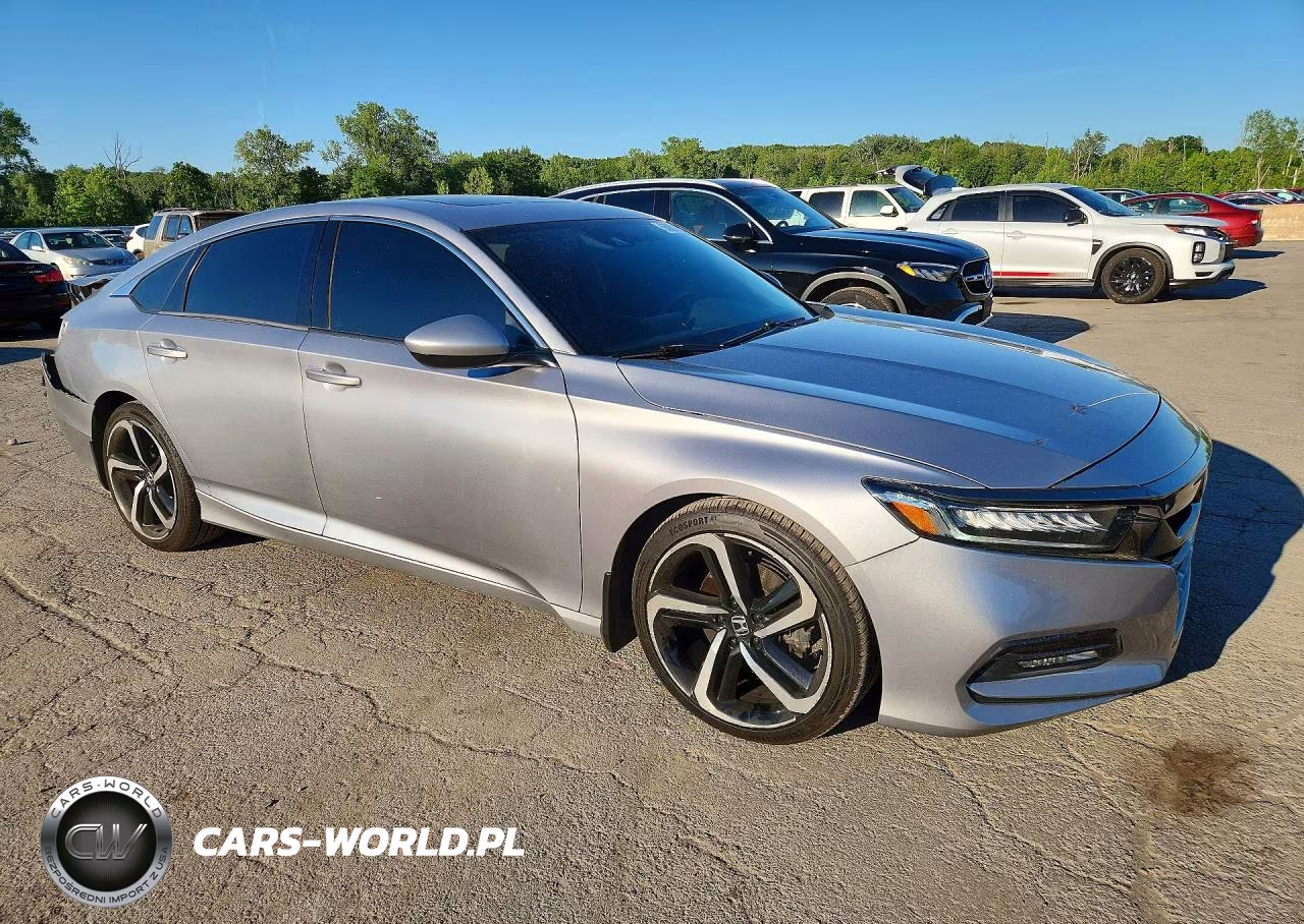 2018 Honda Accord Sport VIN:1HGCV2F37JA002966 - 4