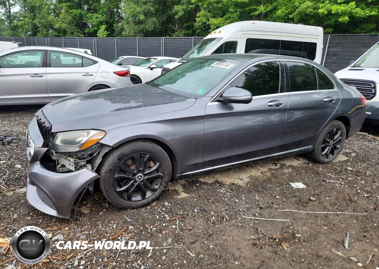 2017 Mercedes-Benz C 300 4Matic – zdjęcie 1 z 12