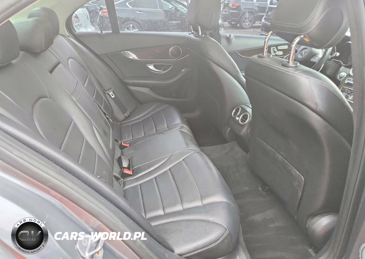 2017 Mercedes-Benz C 300 4Matic VIN:55SWF4KB5HU220728 - 10