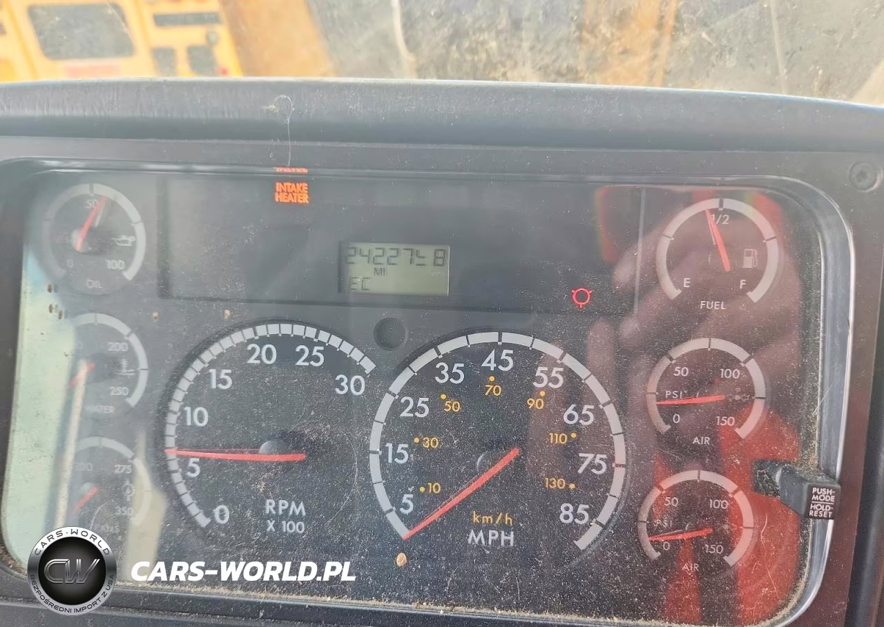 2005 Freightliner Chassis Fs65 VIN:4UZAAXDCX5CN36163 - 8
