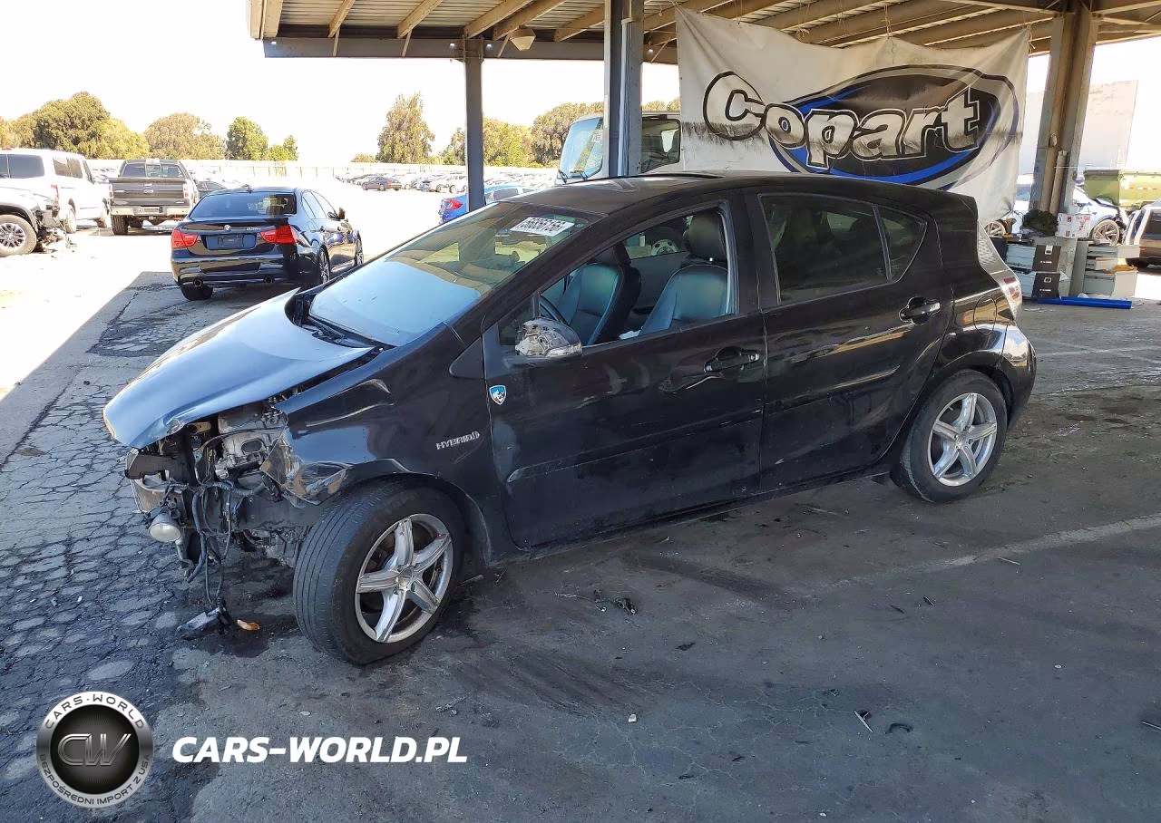 2014 Toyota Prius C Four