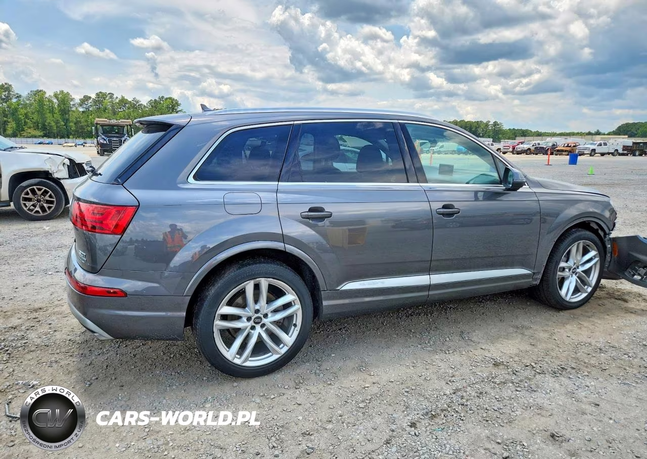 2018 Audi Q7 Prestige VIN:WA1VAAF70JD038331 - 3