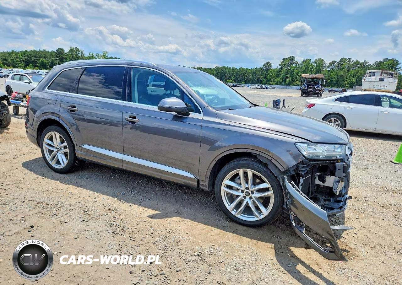 2018 Audi Q7 Prestige VIN:WA1VAAF70JD038331 - 4
