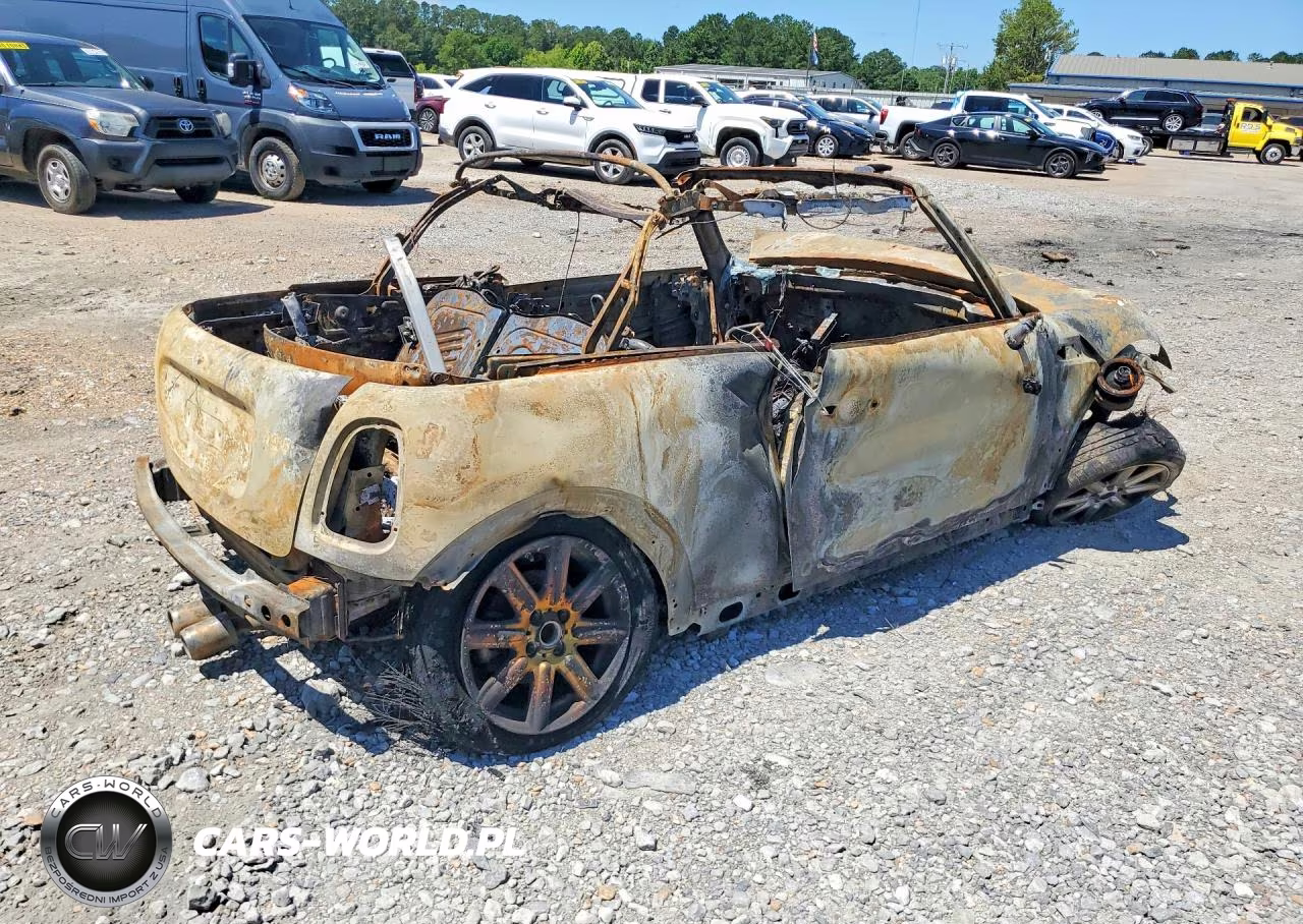 2011 Mini Cooper S VIN:WMWZP3C55BTX83147 - 3