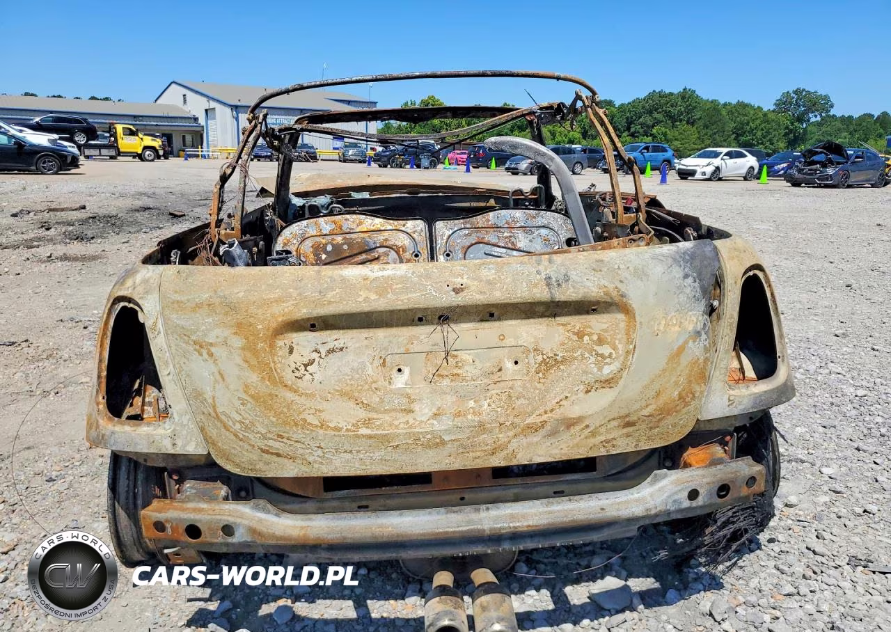 2011 Mini Cooper S VIN:WMWZP3C55BTX83147 - 6