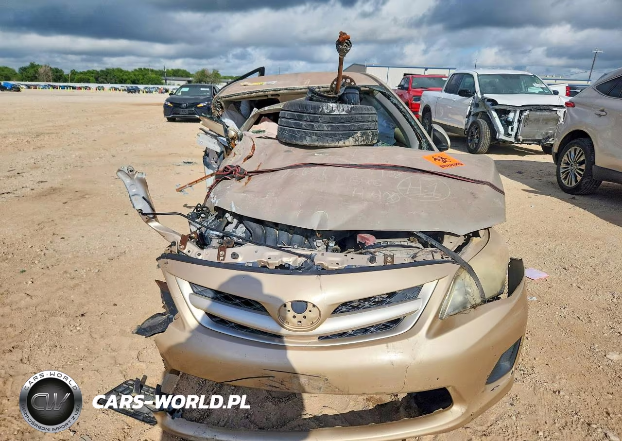 2012 Toyota Corolla Le VIN:JTDBU4EE4C9171696 - 5