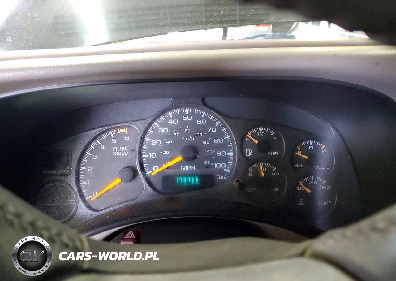 1999 Chevrolet Silverado VIN:1GCEK19V9XE141361 - 9