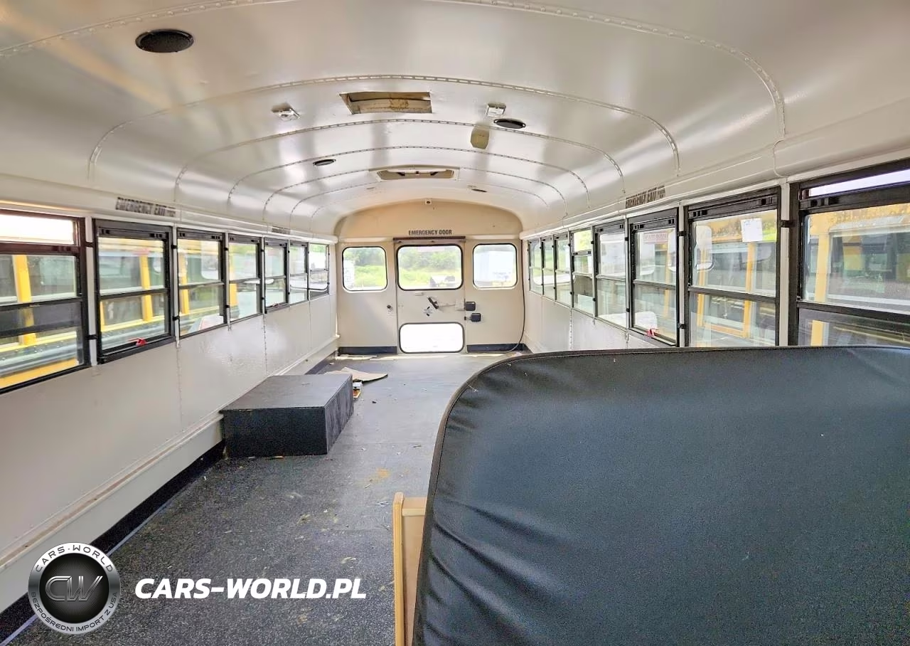 2005 Freigliner Chassis Fs VIN:4UZAAXDC35CN36165 - 6
