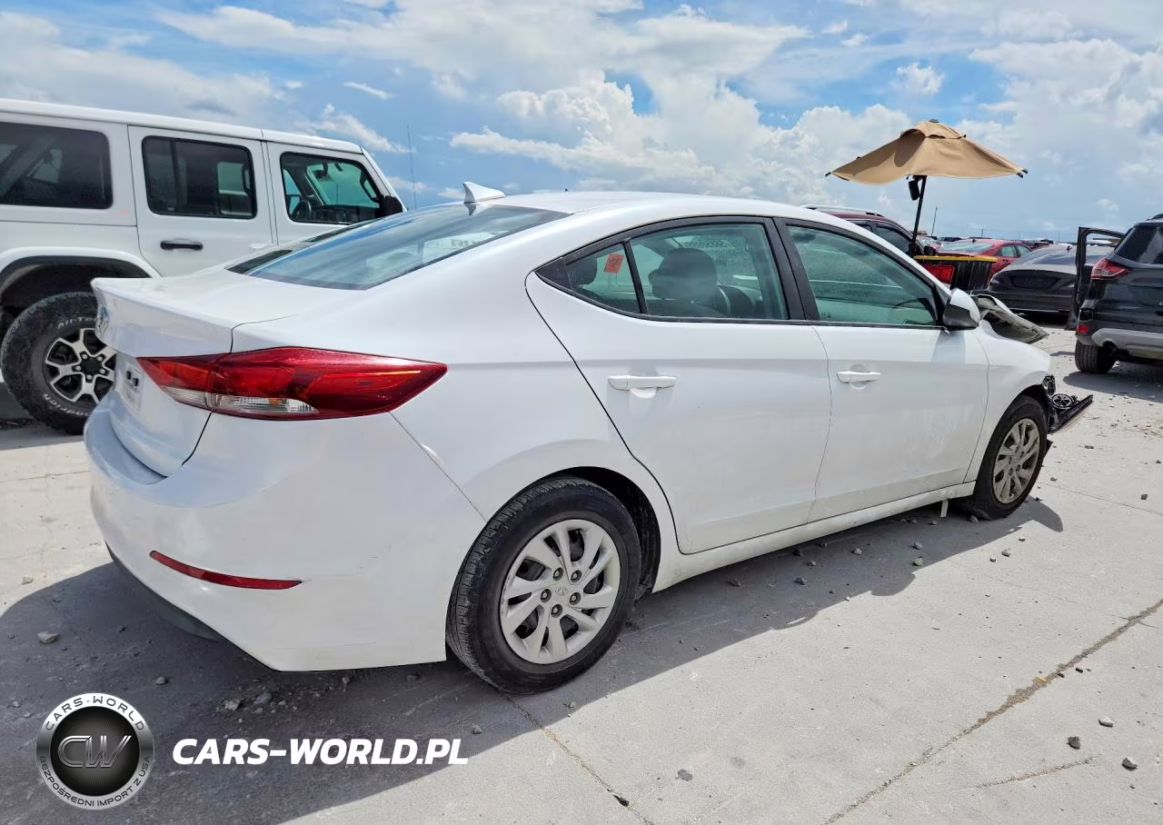 2017 Hyundai Elantra Se VIN:5NPD74LF8HH166169 - 3