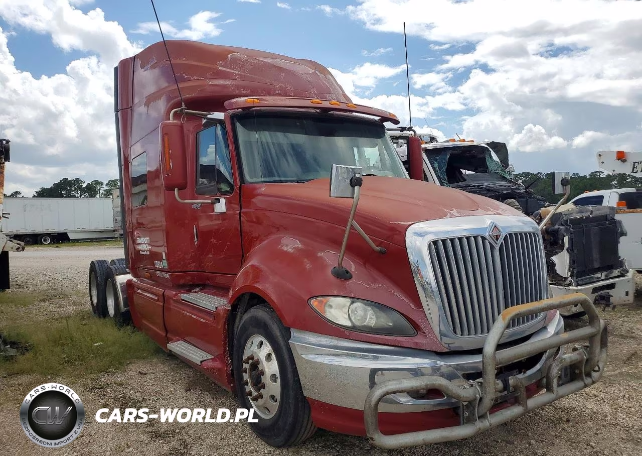 2010 International Lf627 Semi Truck – zdjęcie 1 z 10