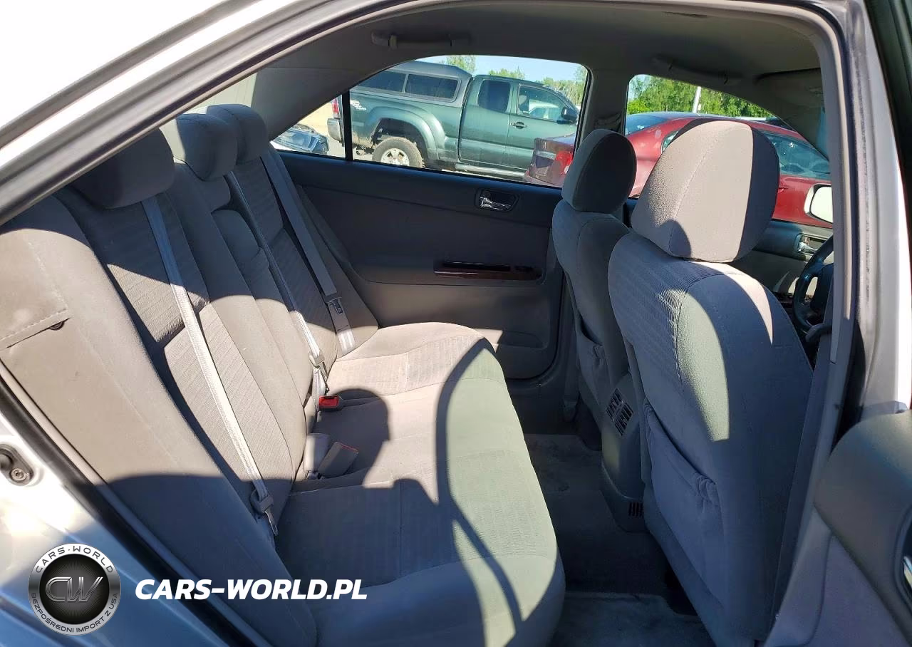 2005 Toyota Camry Xle VIN:4T1BE32K75U982454 - 10