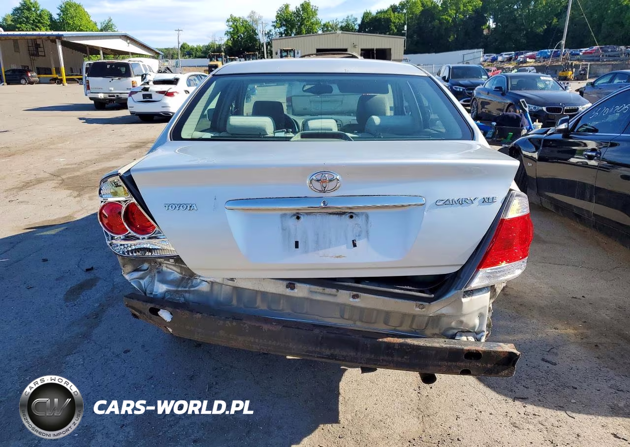 2005 Toyota Camry Xle VIN:4T1BE32K75U982454 - 6
