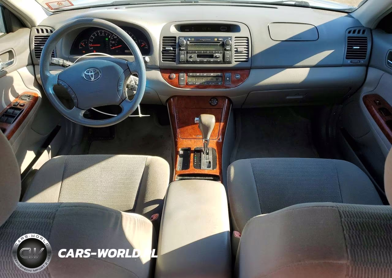 2005 Toyota Camry Xle VIN:4T1BE32K75U982454 - 8