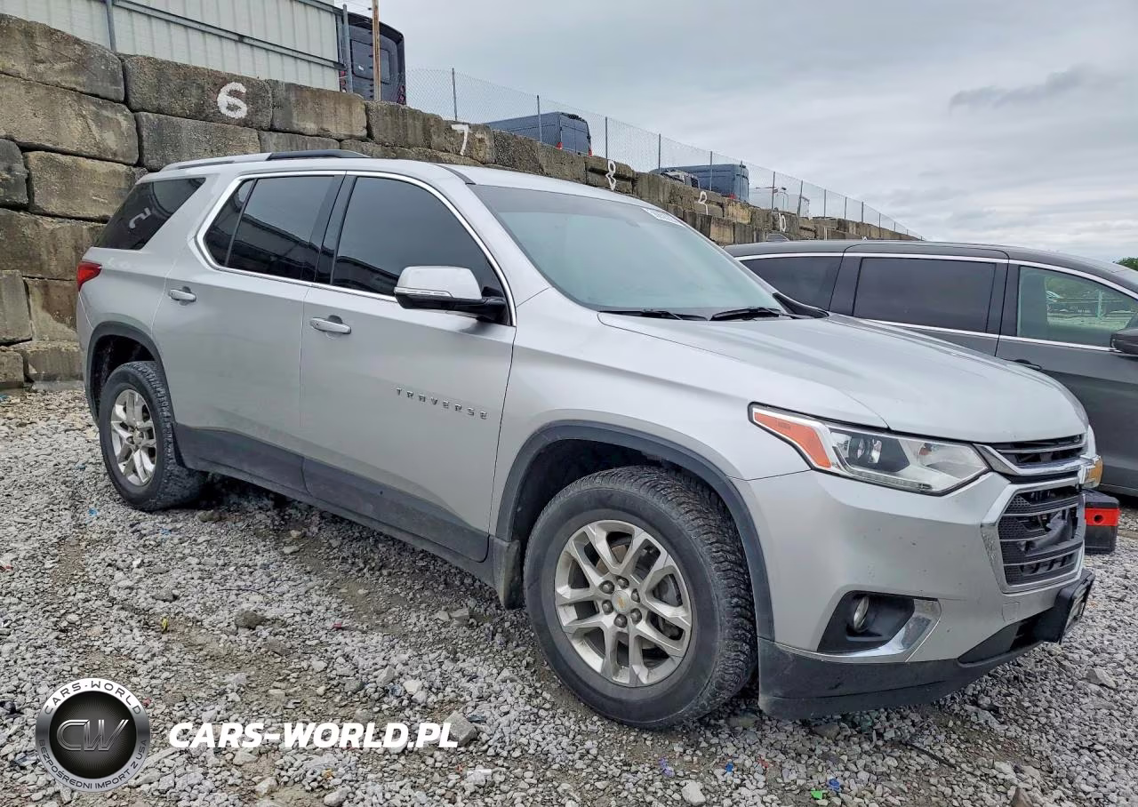 2018 Chevrolet Traverse Lt VIN:1GNERGKW0JJ230887 - 4