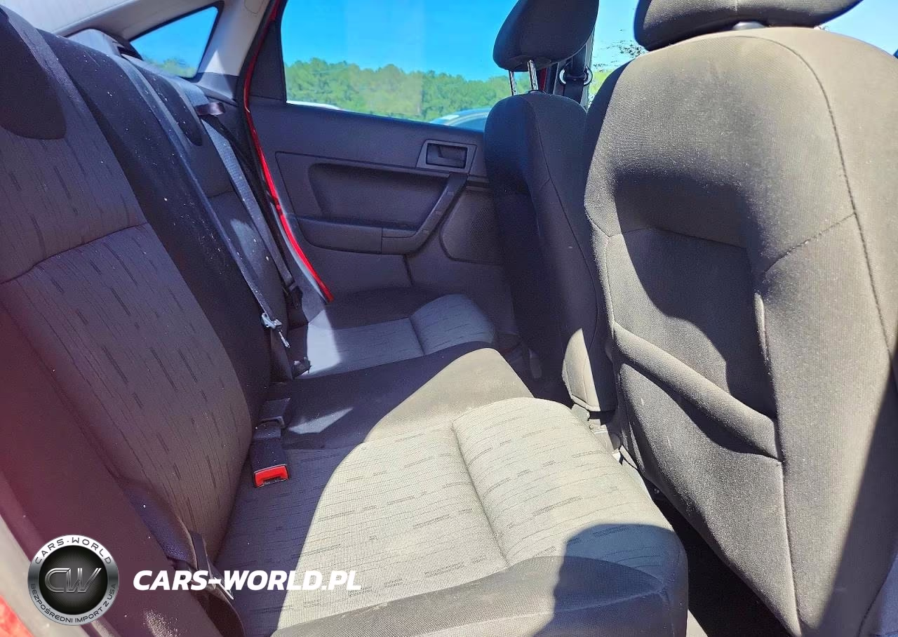 2008 Ford Focus Se VIN:1FAHP35N78W187644 - 10