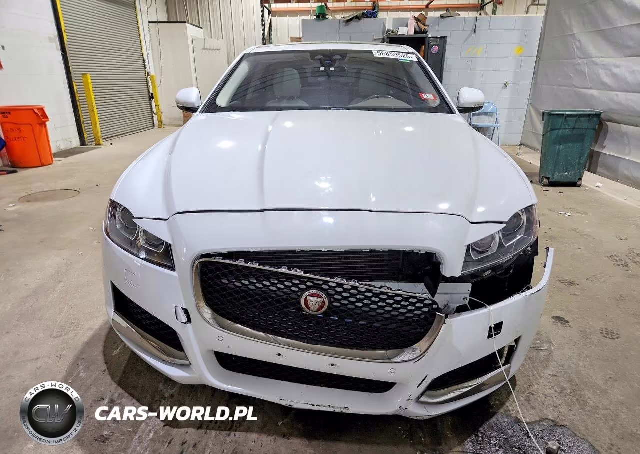 2016 Jaguar Xf Prestige VIN:SAJBE4BV8GCY02669 - 5