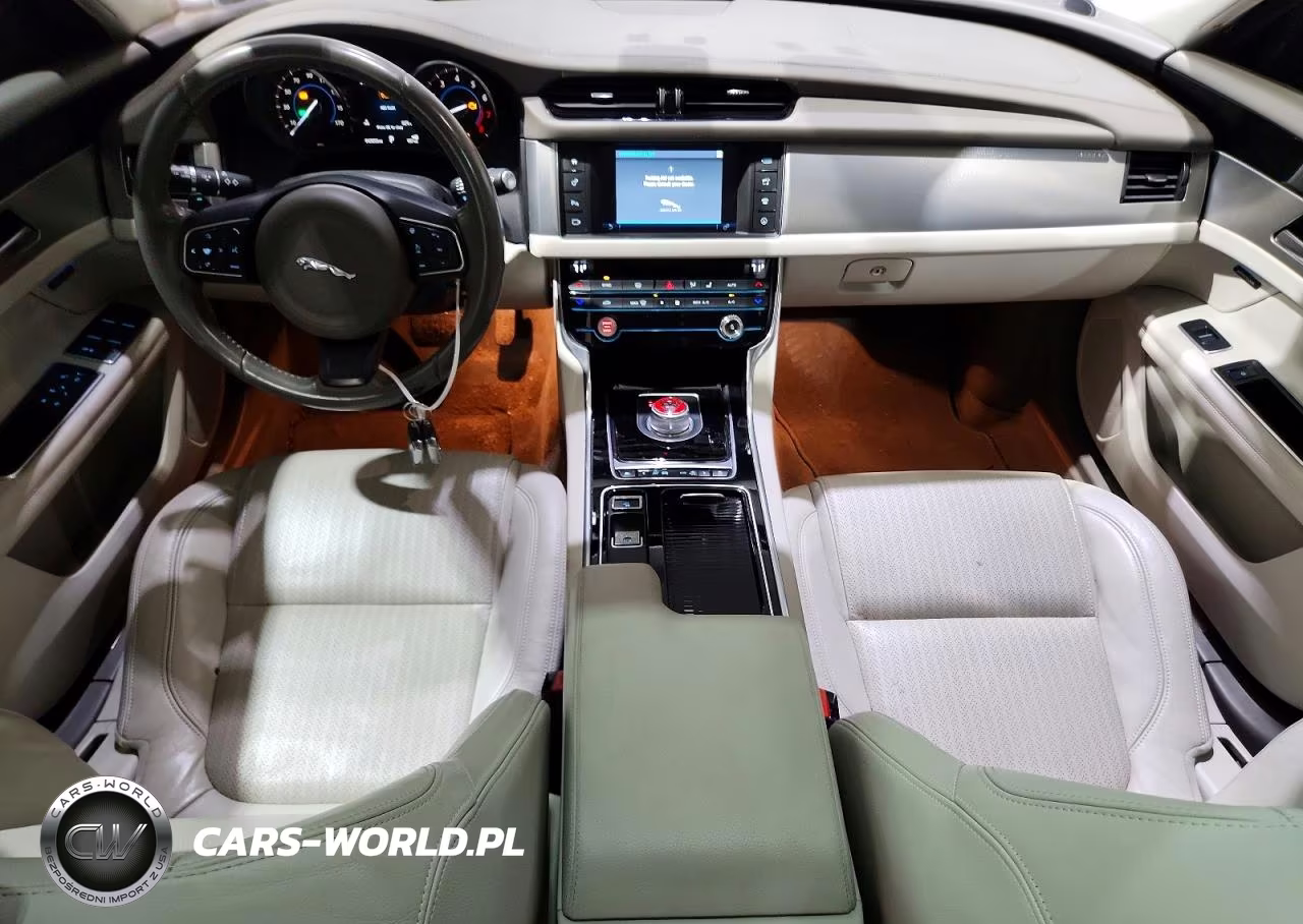 2016 Jaguar Xf Prestige VIN:SAJBE4BV8GCY02669 - 8