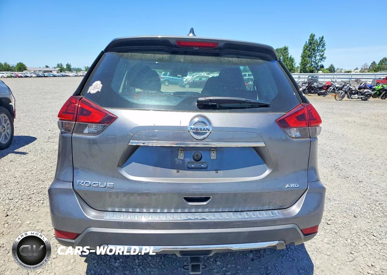 2018 Nissan Rogue S VIN:5N1AT2MV7JC823064 - 6