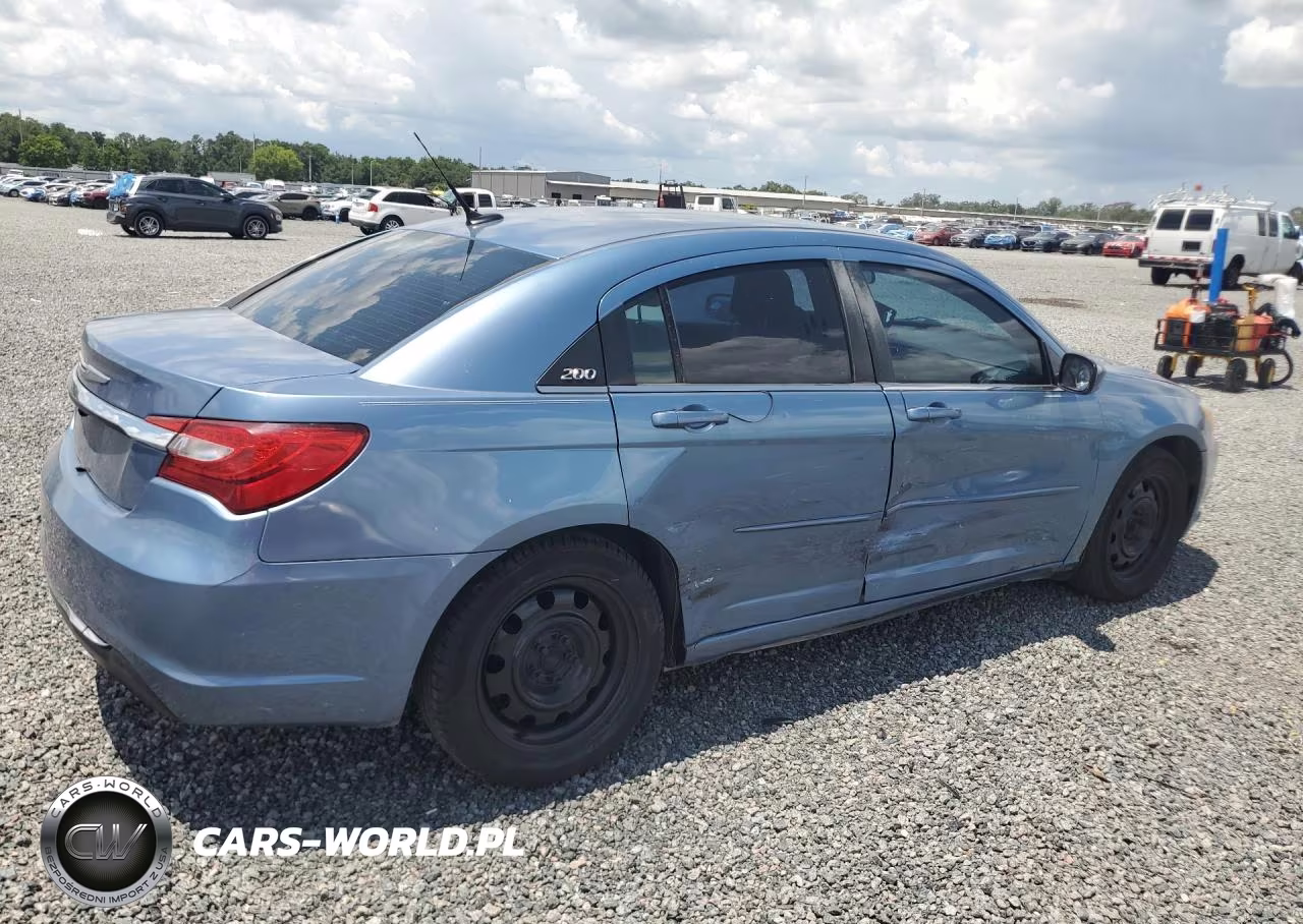 2011 Chrysler 200 Lx VIN:1C3BC4FB6BN545601 - 3