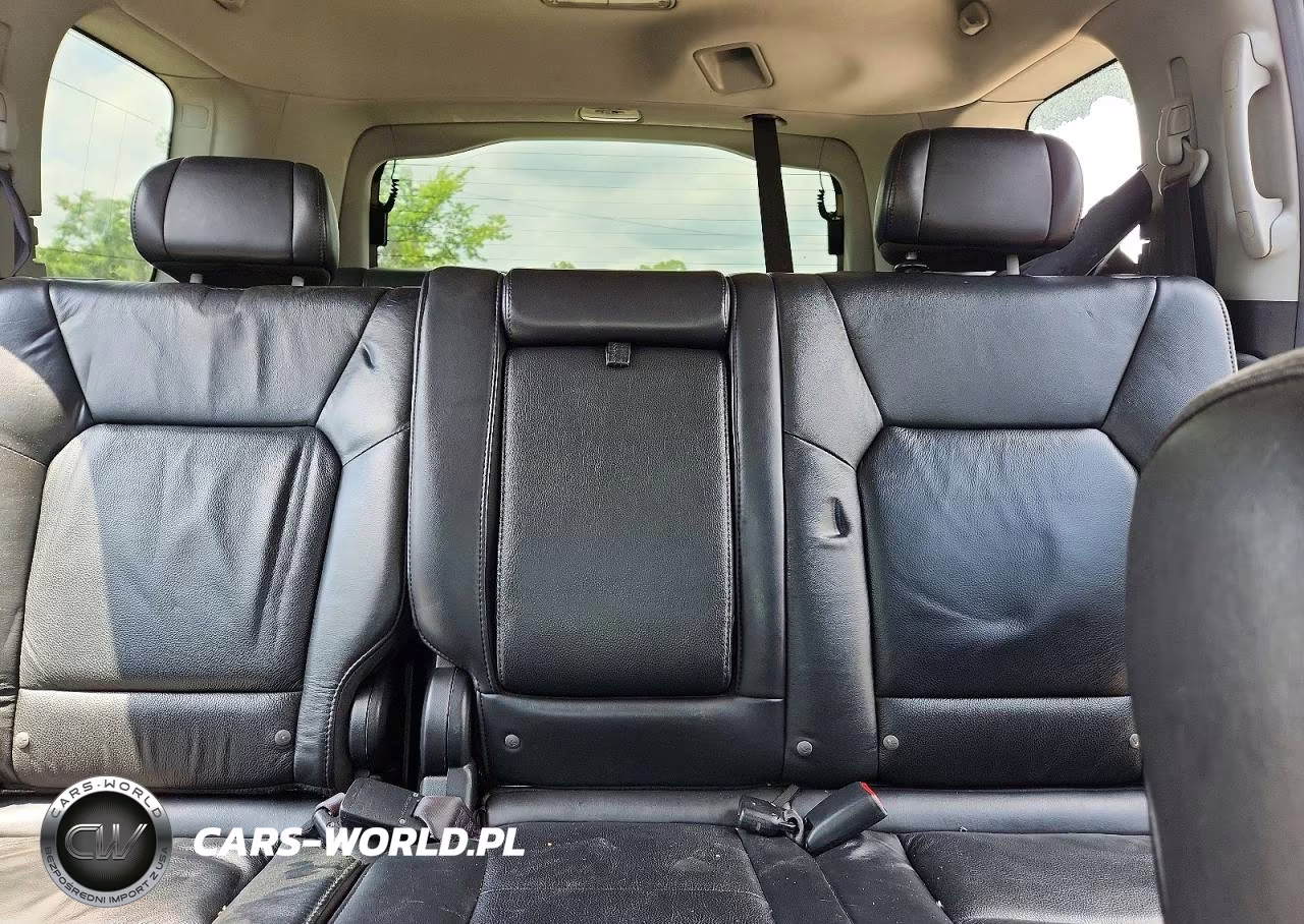 2011 Honda Pilot VIN:5FNYF4H51BB018813 - 10