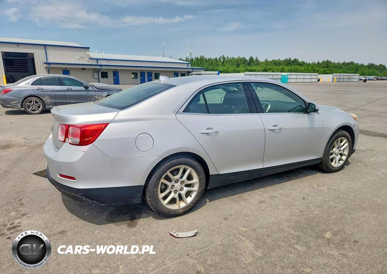 2013 Chevrolet Malibu 1Lt VIN:1G11D5RR6DF113440 - 3