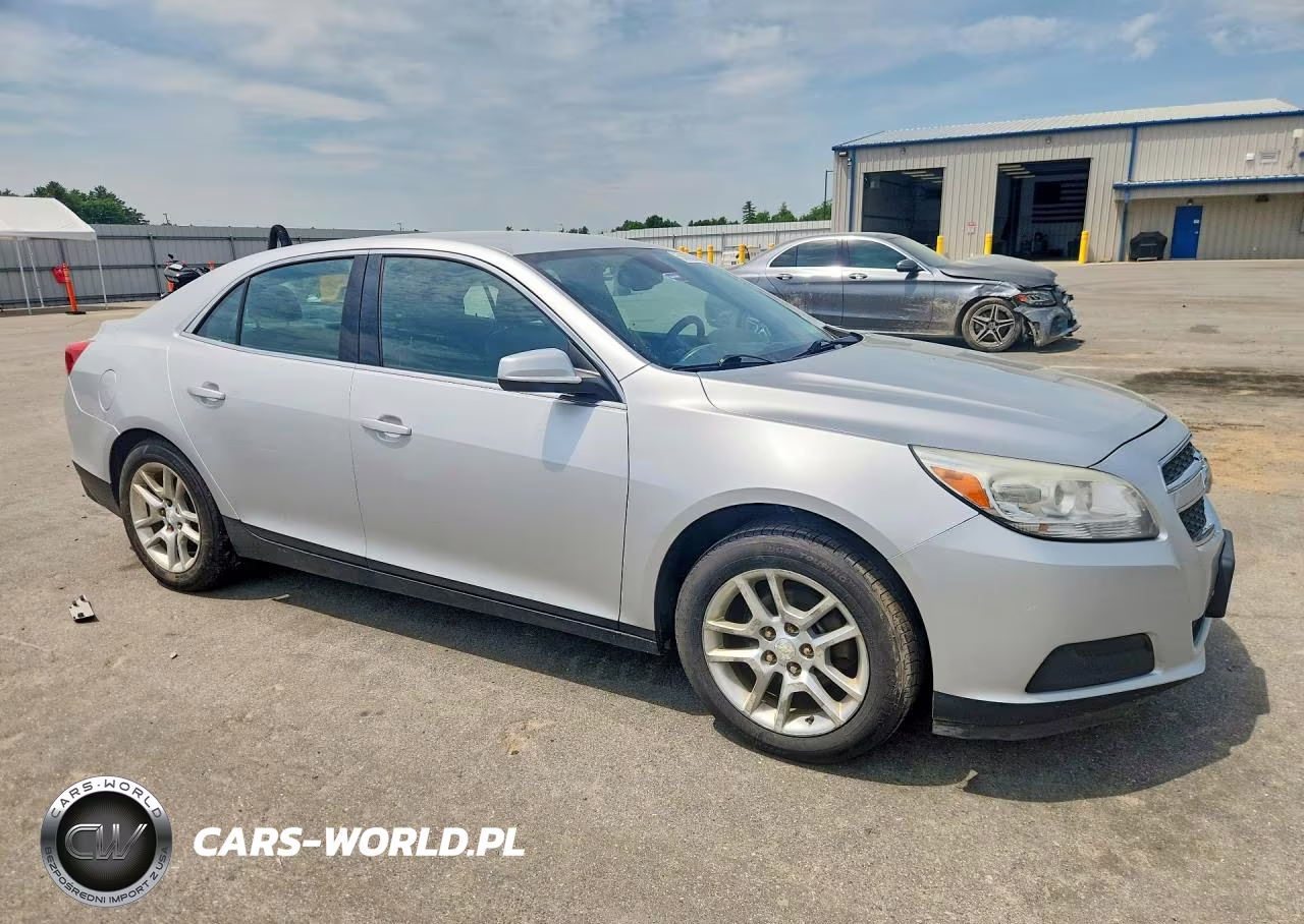 2013 Chevrolet Malibu 1Lt VIN:1G11D5RR6DF113440 - 4