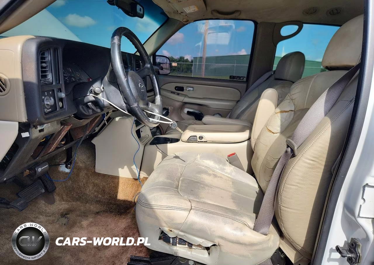 2002 Chevrolet Tahoe C1500 VIN:1GNEC13ZX2R139068 - 7