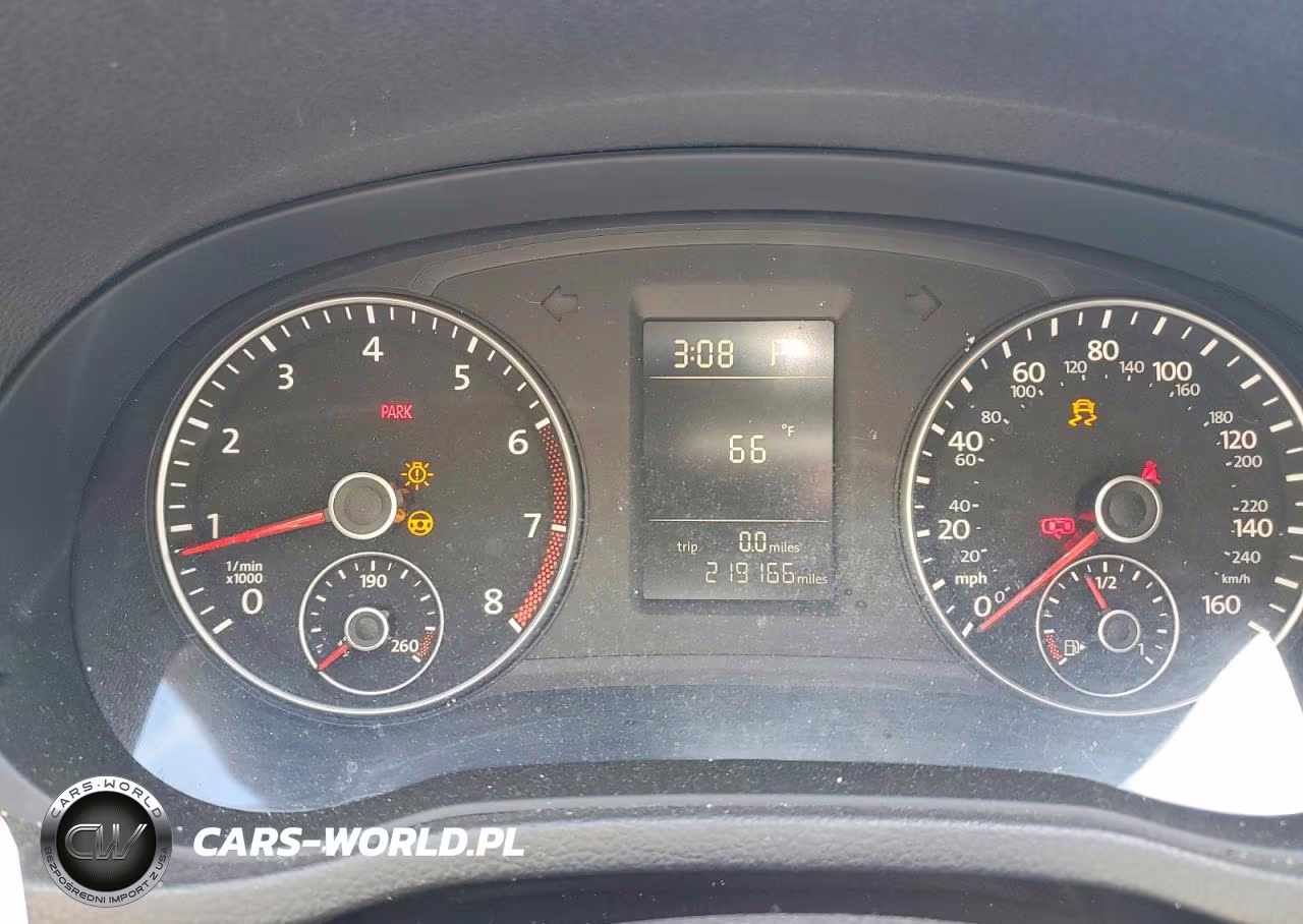 2015 Volkswagen Passat S VIN:1VWAT7A39FC004145 - 9