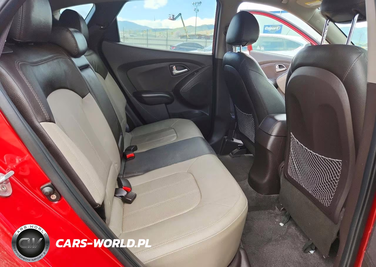 2012 Hyundai Tucson Limited VIN:KM8JUCAC1CU542817 - 10