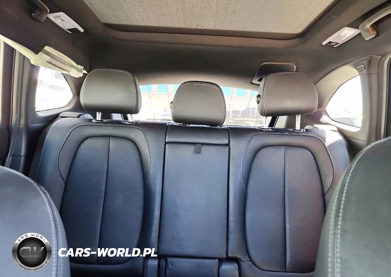2018 BMW X1 xDrive28I VIN:WBXHT3C36J5K25189 - 10