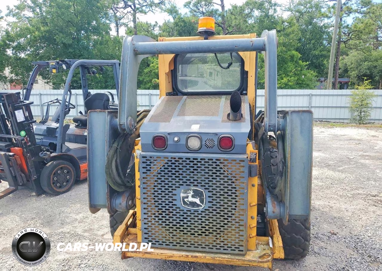 2010 John Deere Tractor - Tractor VIN:1T0326DLCA0189596 - 6