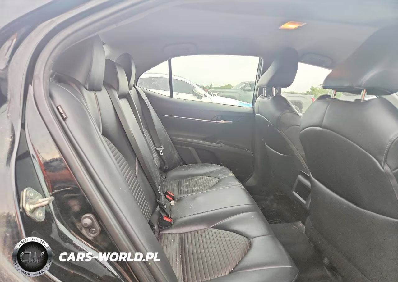 2019 Toyota Camry Se VIN:4T1B11HK5KU255171 - 10