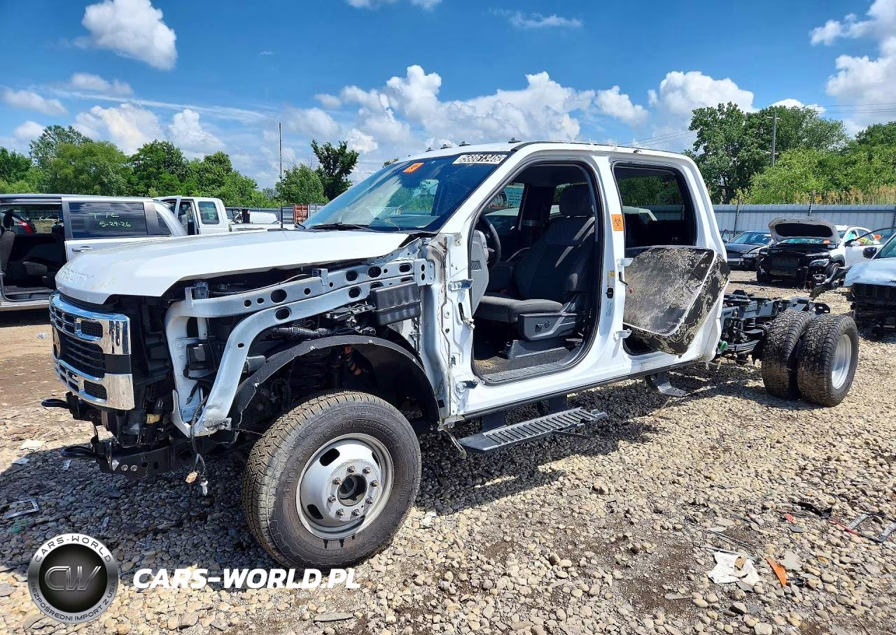 2025 Ford F350 Super Duty – zdjęcie 1 z 12