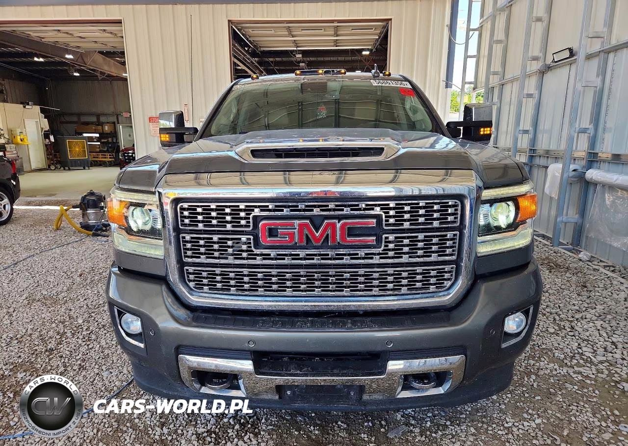 2017 GMC Sierra K2500 Denali VIN:1GT12UEY8HF223898 - 5