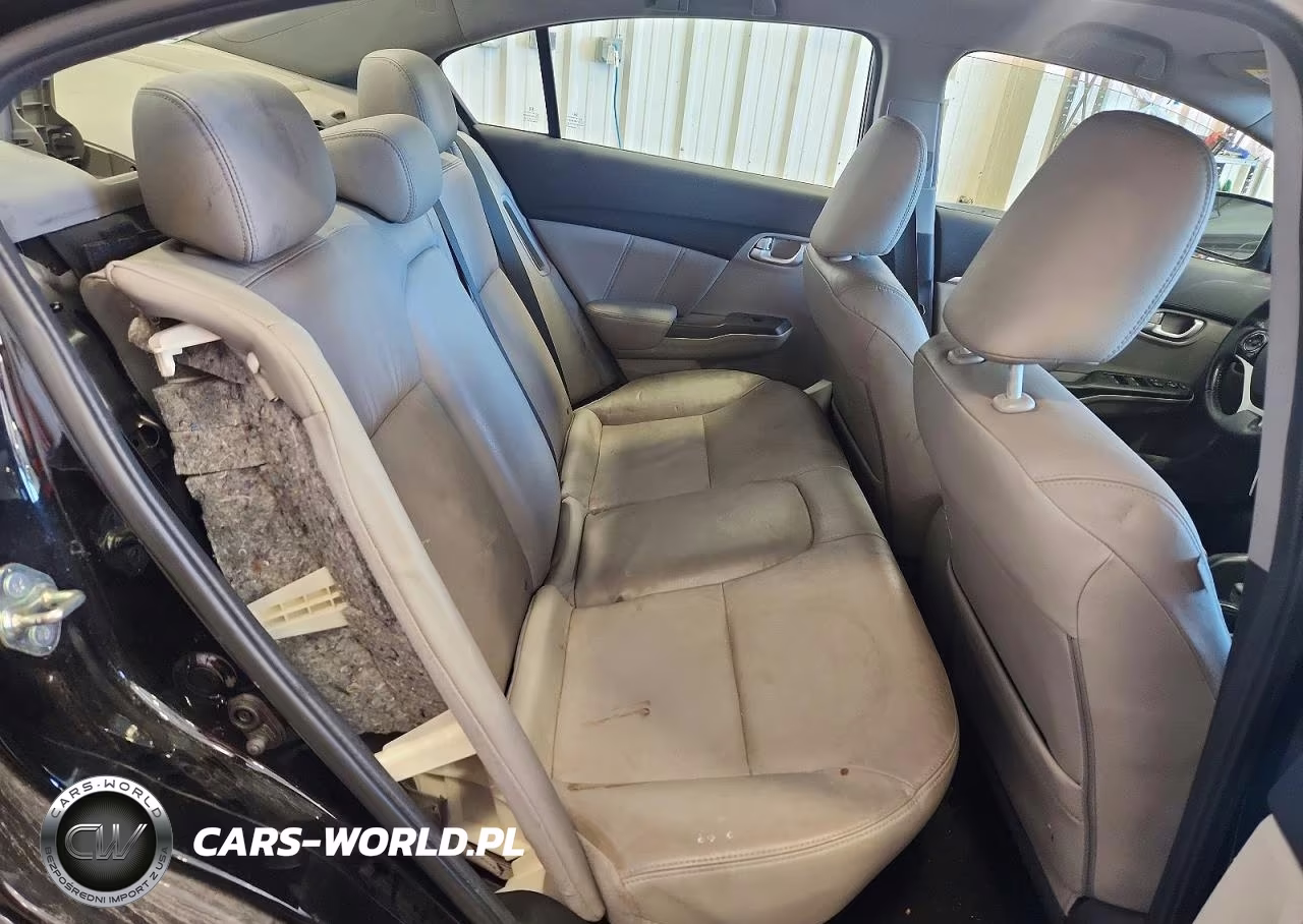 2015 Honda Civic Hybrid L VIN:19XFB4F39FE201439 - 10