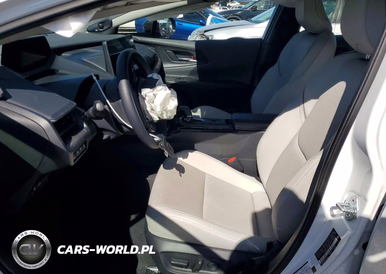 2024 Toyota Prius Limited VIN:JTDACAAU4R3041651 - 7