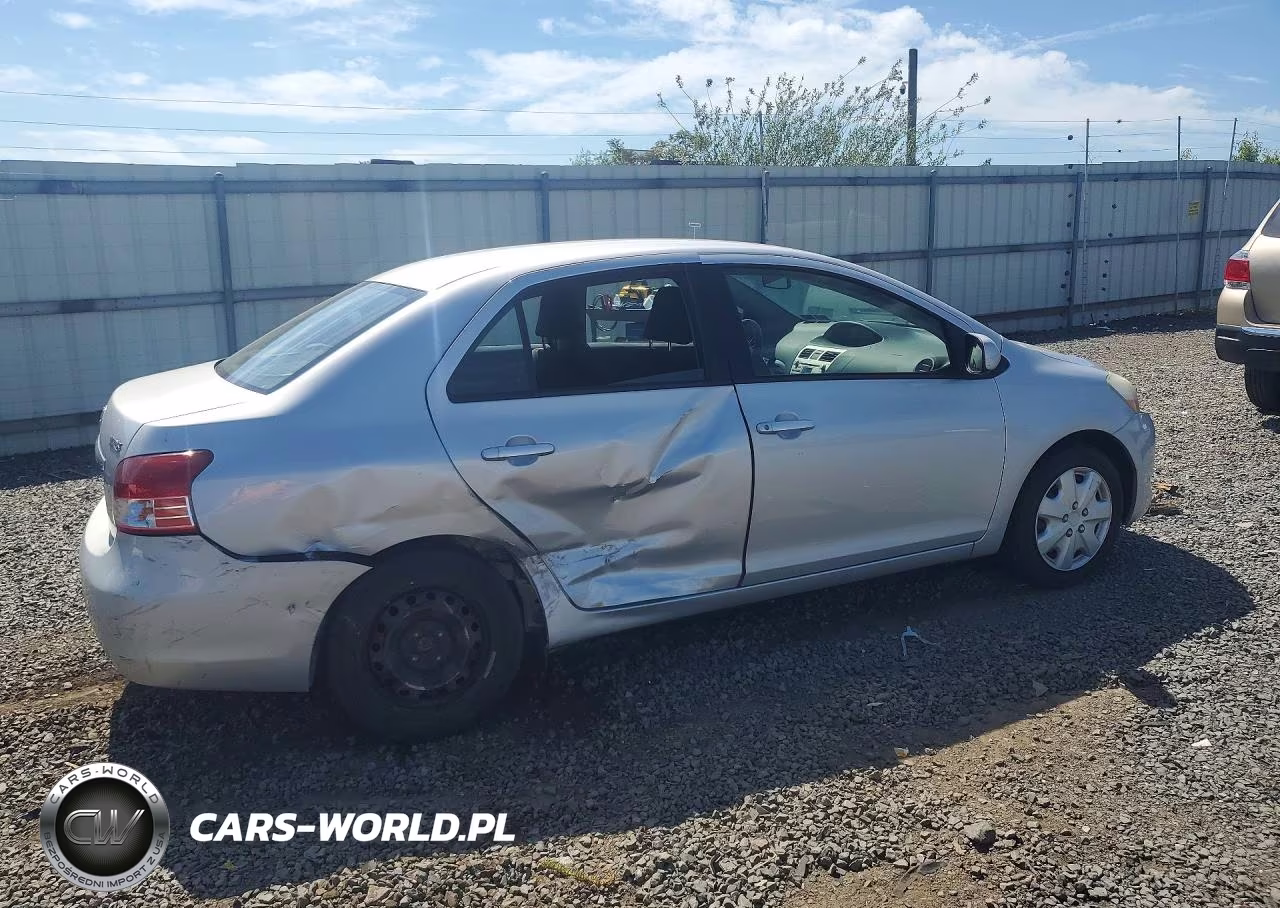 2008 Toyota Yaris Base VIN:JTDBT923881250488 - 3