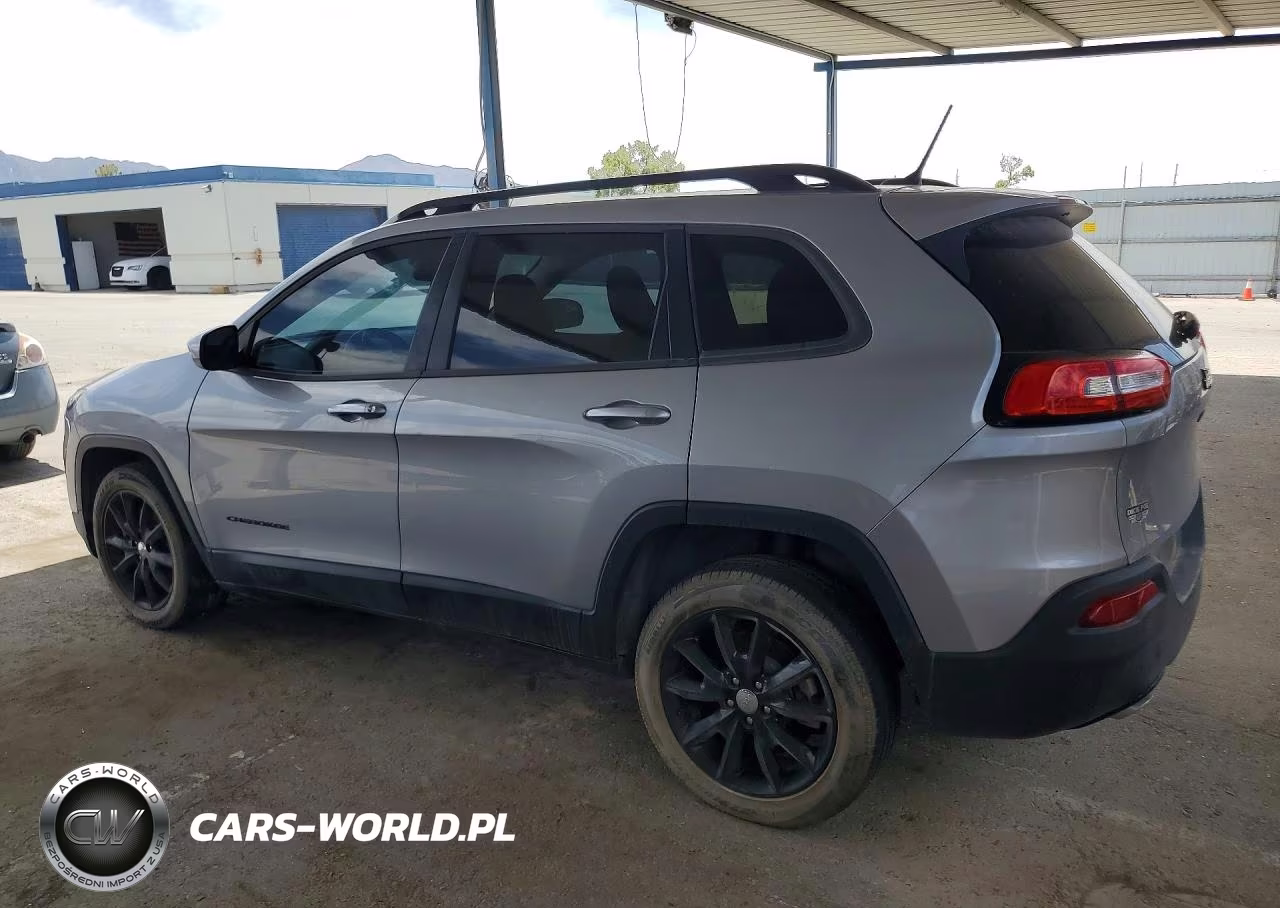 2014 Jeep Cherokee Latitude VIN:1C4PJLCS7EW300861 - 2