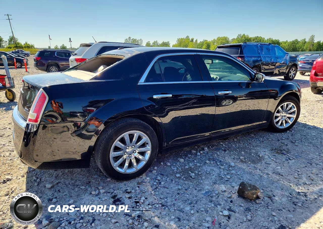2014 Chrysler 300C VIN:2C3CCAEG7EH378520 - 3