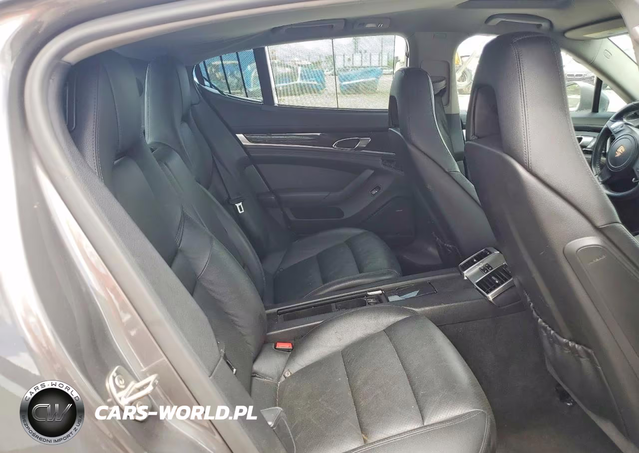 2013 Porsche Panamera 2 VIN:WP0AA2A71DL015779 - 10