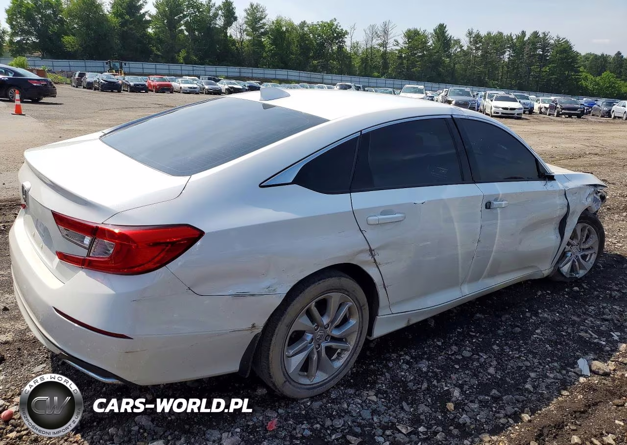 2018 Honda Accord Lx VIN:1HGCV1F10JA123301 - 3