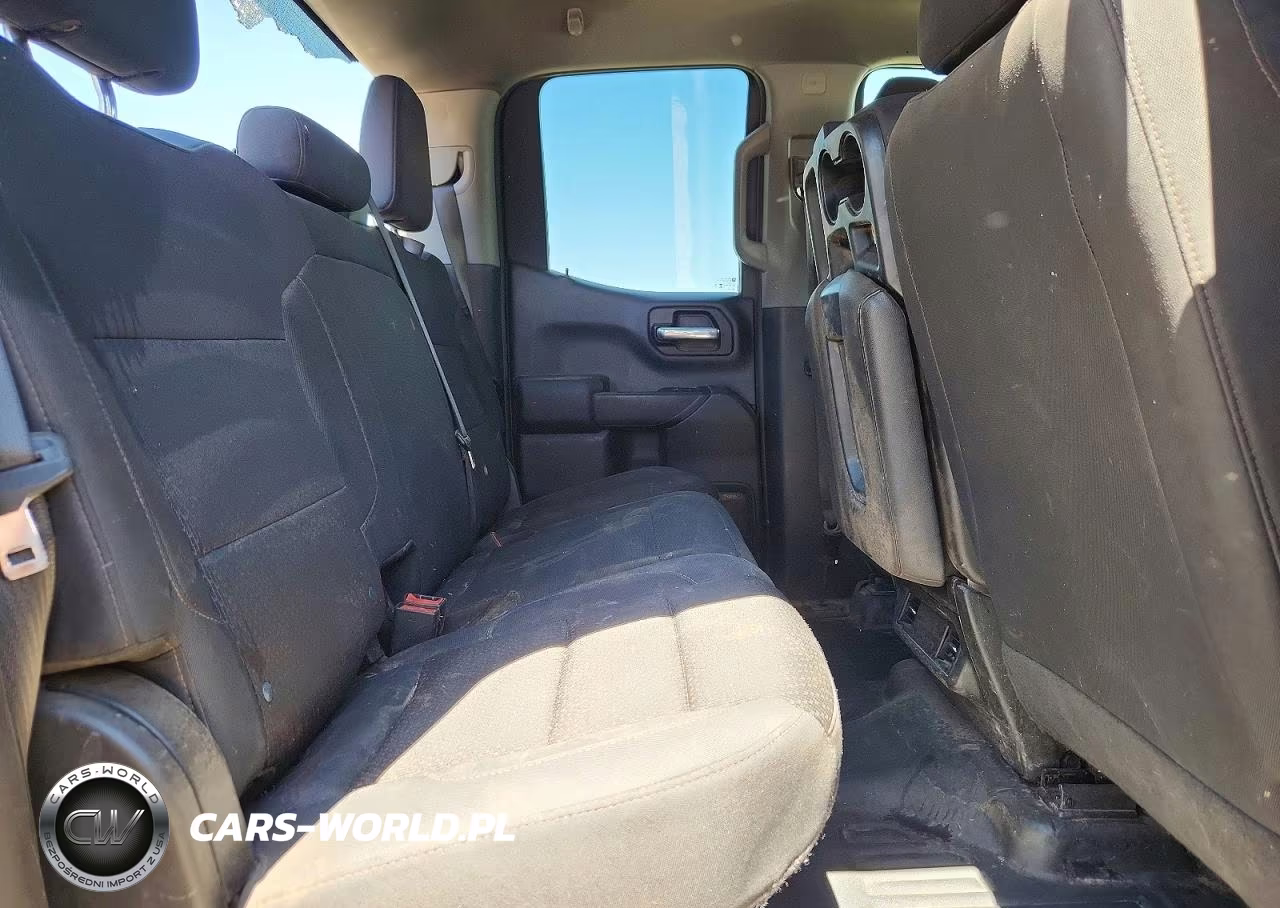 2025 Chevrolet Silverado K1500 VIN:1GCRKAED8SZ244464 - 10