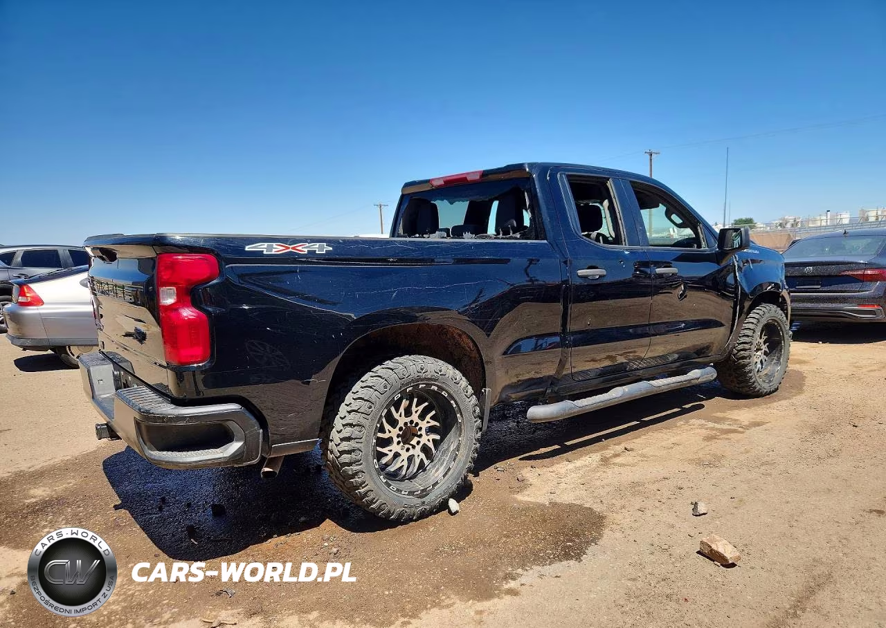 2025 Chevrolet Silverado K1500 VIN:1GCRKAED8SZ244464 - 3