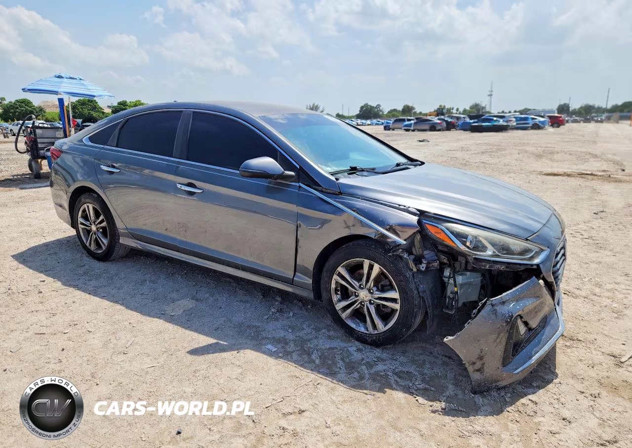 2018 Hyundai Sonata Sel VIN:5NPE34AF0JH631780 - 4