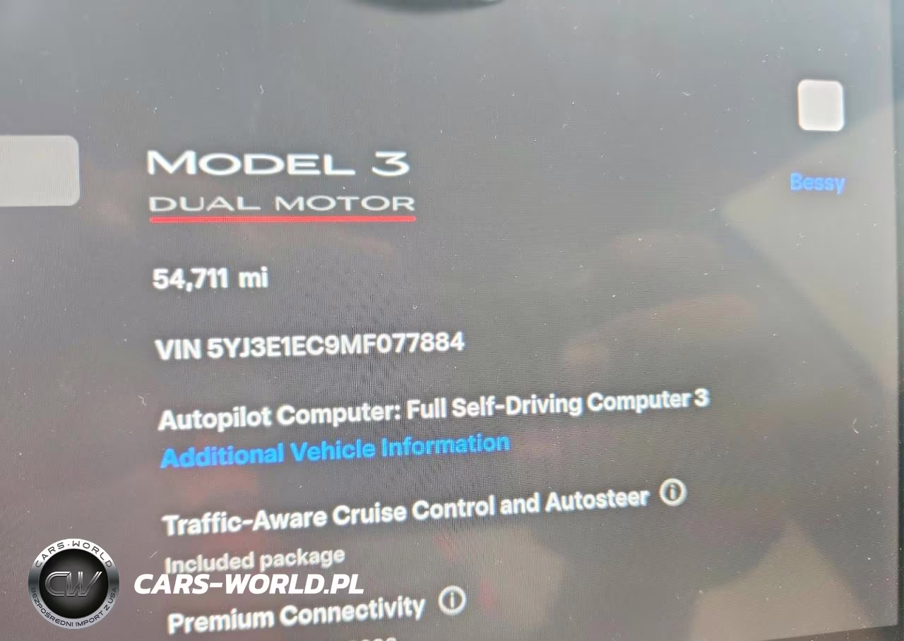 2021 Tesla Model 3 VIN:5YJ3E1EC9MF077884 - 9