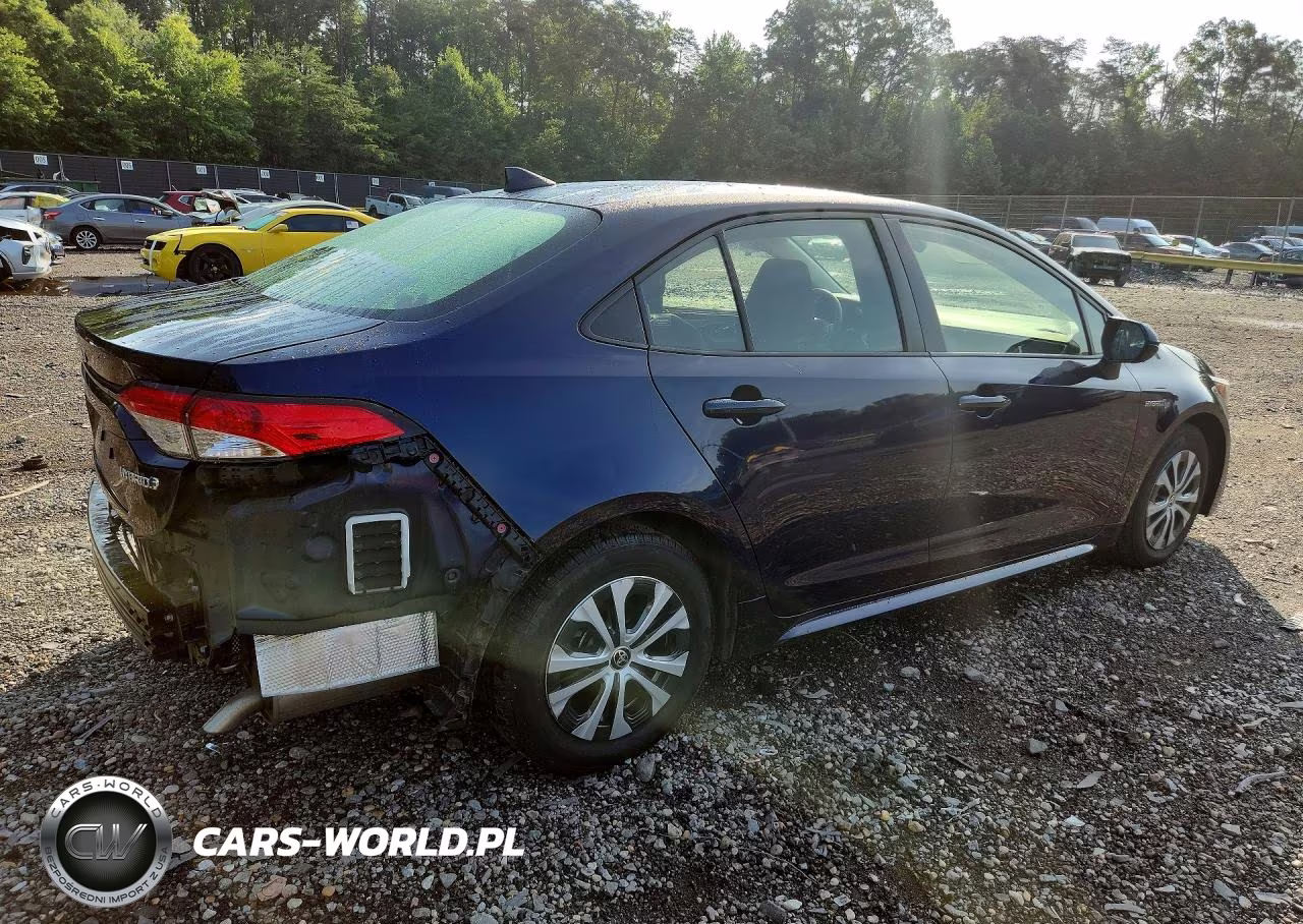 2021 Toyota Corolla Le VIN:JTDEAMDEXMJ021728 - 3